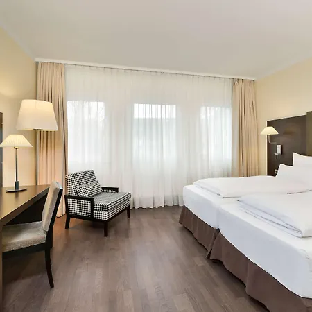 Nh City Sued Hotel 3*