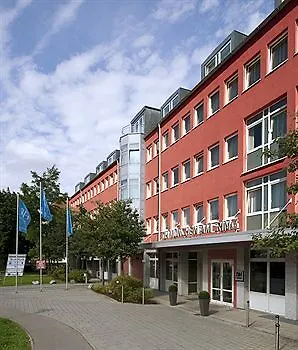 Hotel Nh City Sued 3*