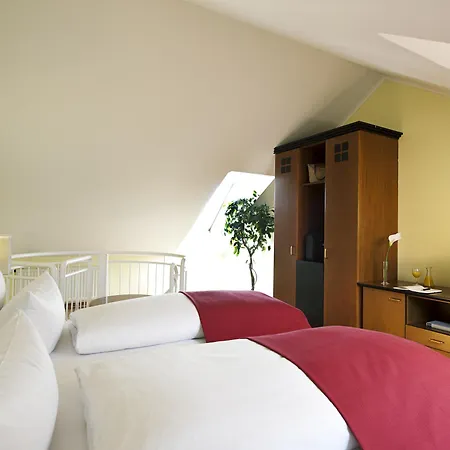 Hotel Nh Sued 3*
