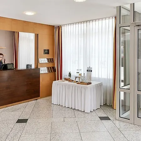Nh Sued 3* מינכן
