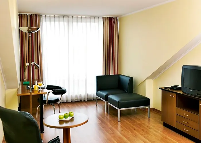 Hotel Nh Sued 3*