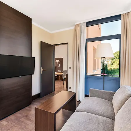 Nh Sued Hotel 3*