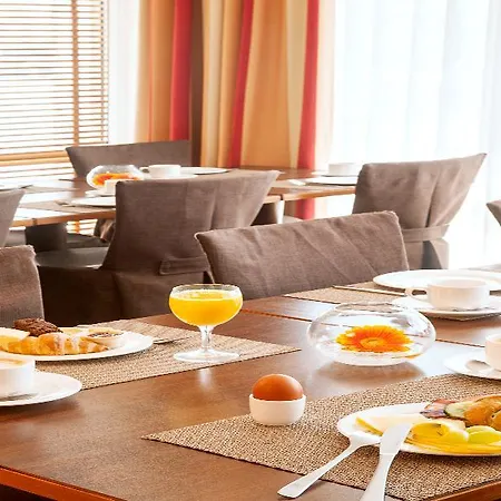 Nh Sued Hotel 3*