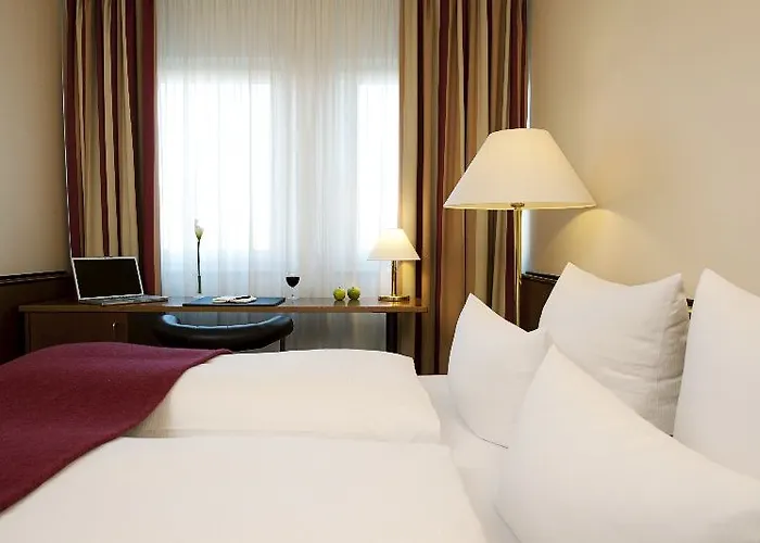 Hotel Nh Sued 3*
